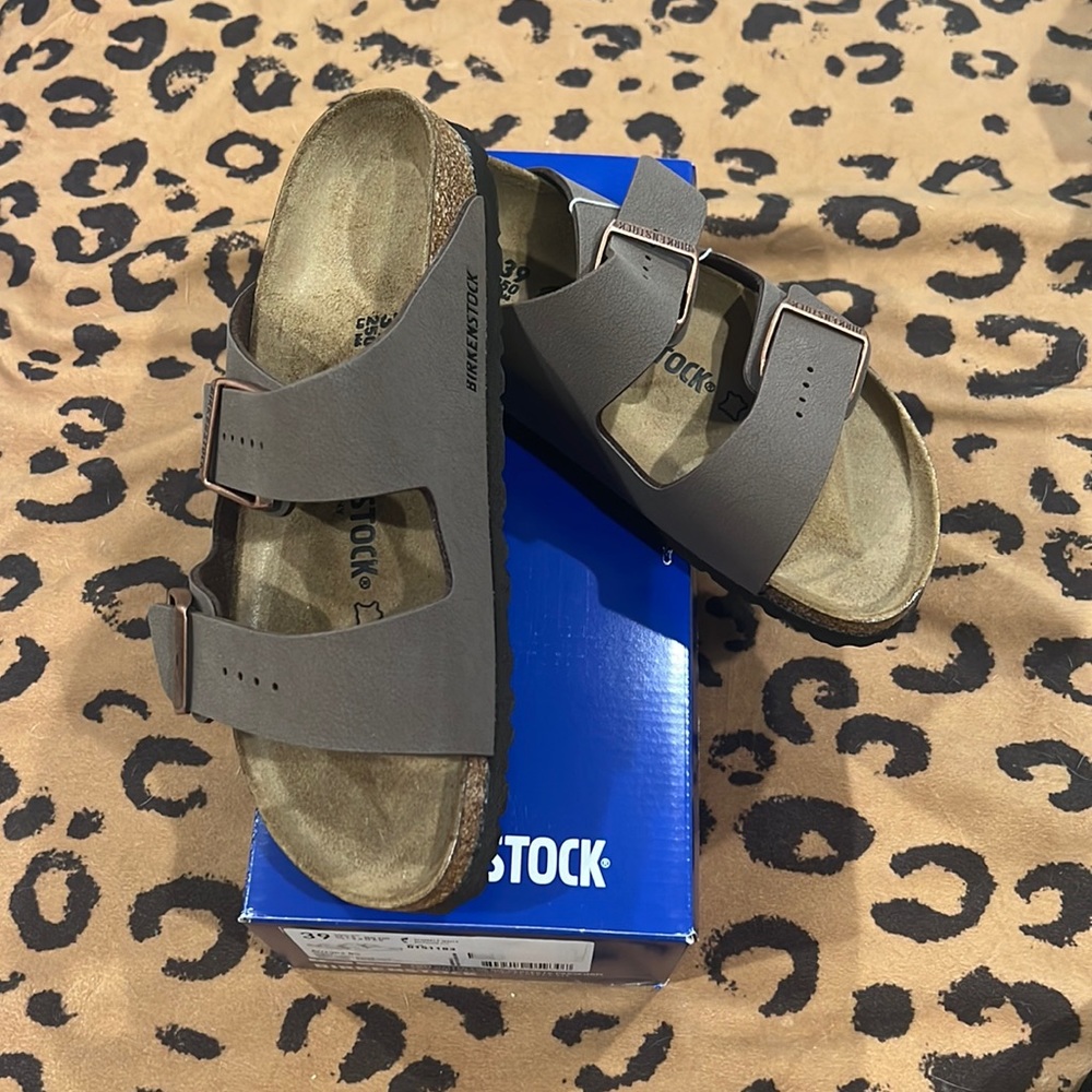 Brand new pair of Birkenstock - Size 8